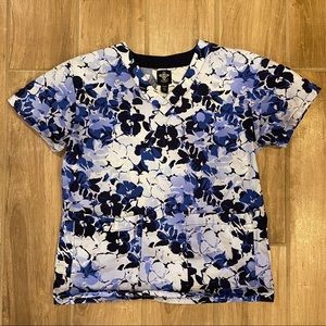 Med Couture Floral Print V Neck Scrub Top